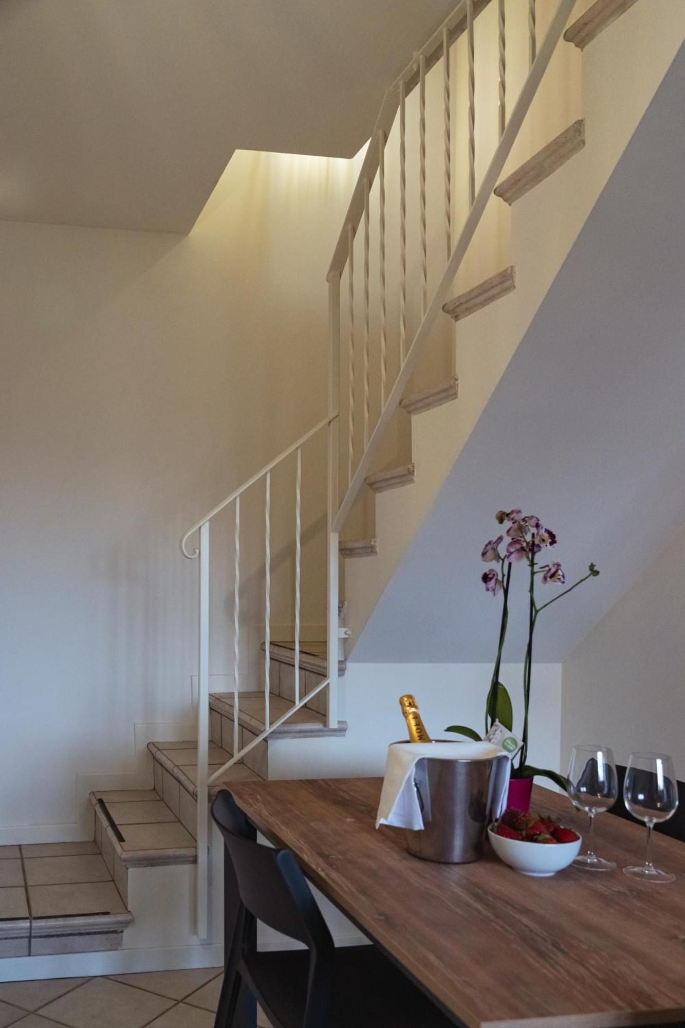 Guggiate - Seta Apartment בלאג'יו מראה חיצוני תמונה